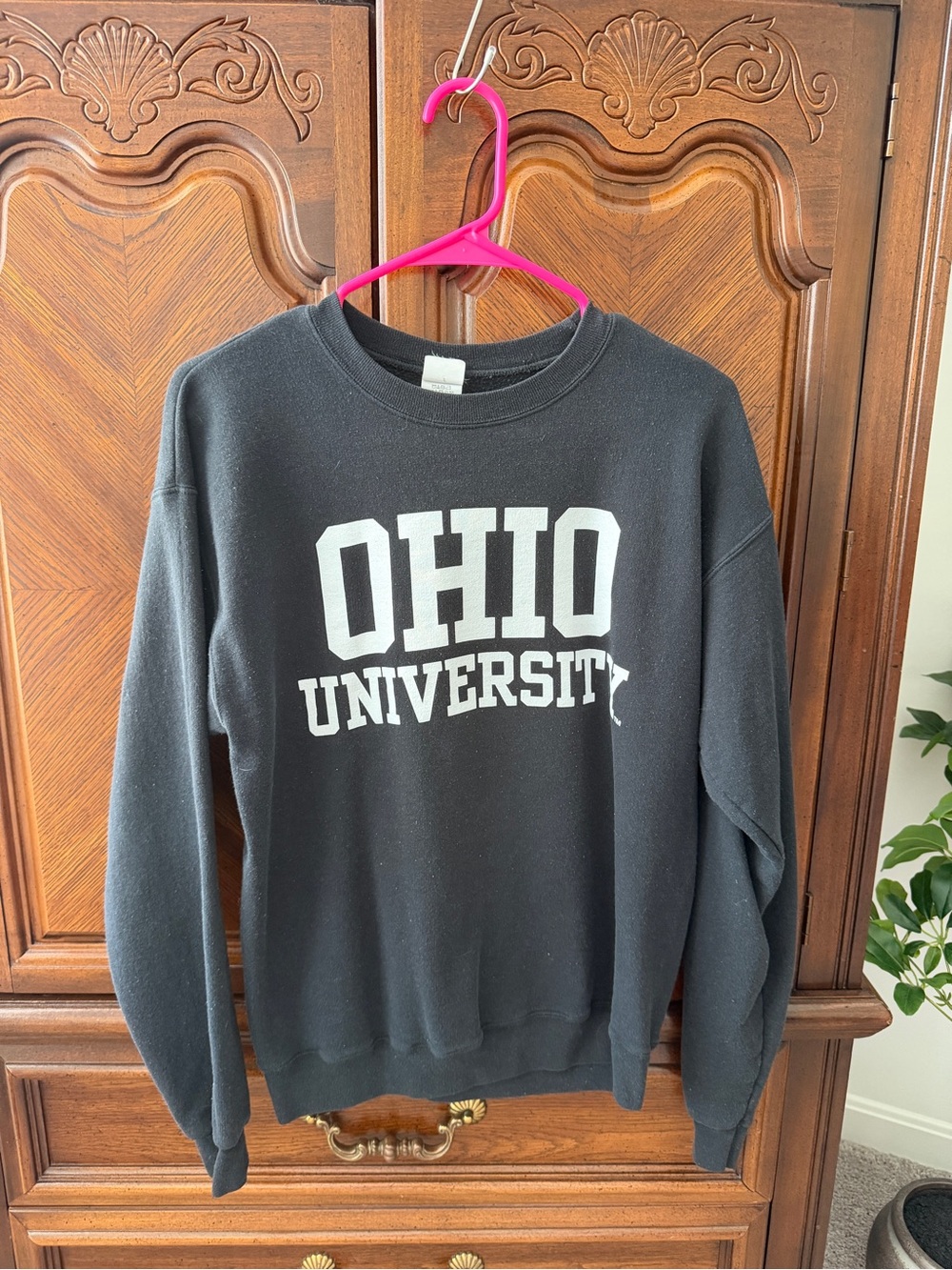 Hanes Black Crewneck Sweatshirt with White University Print